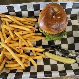 Green Chile Beer Cheese Burger