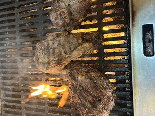 Mel's Main Street Grille