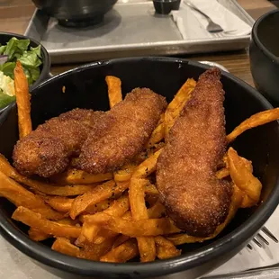 PONKO Chicken with sweet potato fries