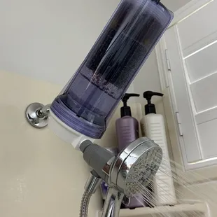 Pono shower filter with handheld shower