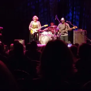 Ana Popovic blowing minds and breaking hearts. Haha