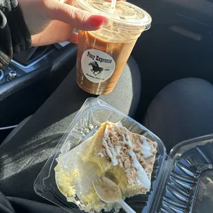 Cinnamon Toast Crunch Cake &amp; Mocha Latte