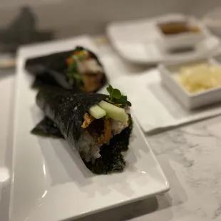 Spyder roll! I didn&apos;t expect 2 hand rolls! What a deal!