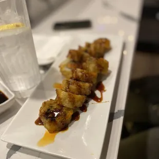 Spicy tuna tempura roll