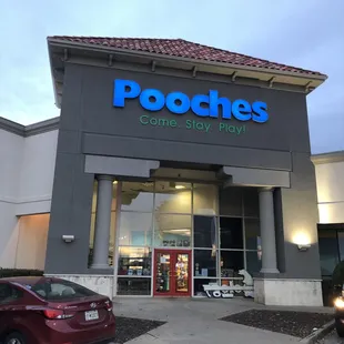 Pooches dog daycare and boarding