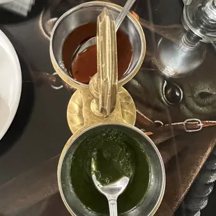 Samosa tamarind and cilantro sauces