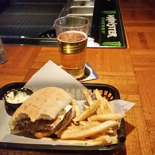 Awesome Patty Melt !   Yum frickin O !!!!