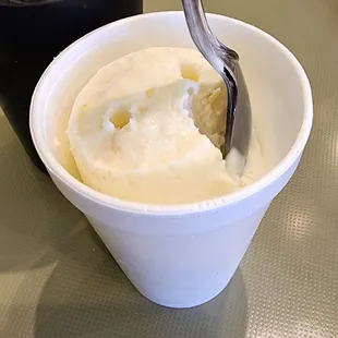 Coconut pineapple ice cream