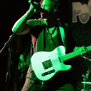 Soul/Jazz Concert: Quentin Moore + The DaxTones and Vandell Andrew