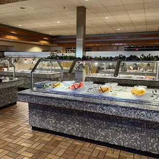 Normal buffet items