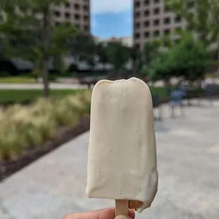 My go to flavor - cheesecake - very creamy!