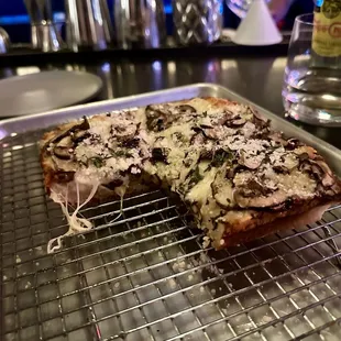 mushroom pizza - good but a touch too much truffle oil