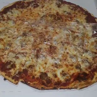 ows a pizza in a box