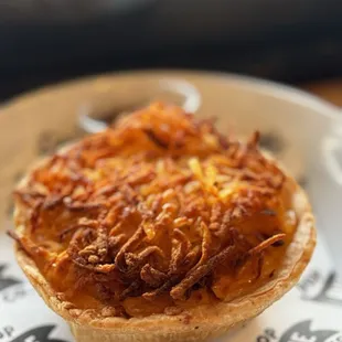 The Boss Breakfast Pie, my favorite! Crunchy hash brown with combination of sweet and savory flavors
