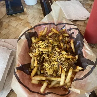 Chili cheese fries