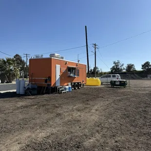 Pop Pop&apos;s food truck