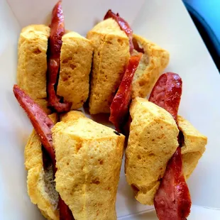 Fried stinky tofu