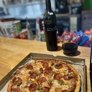 Wine &amp; Pizza