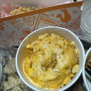 Dry food and doesn't taste good