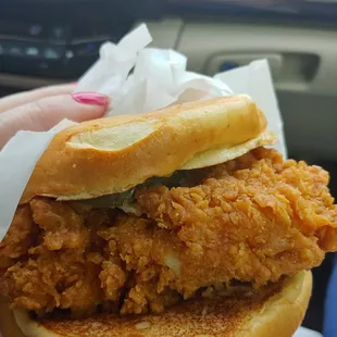 HUGE! Classic Chicken Sandwich
