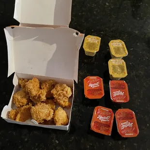 11/21/21 Where&apos;s the rest of my order? I&apos;m a disgruntled customer. Nobody messes with my food.