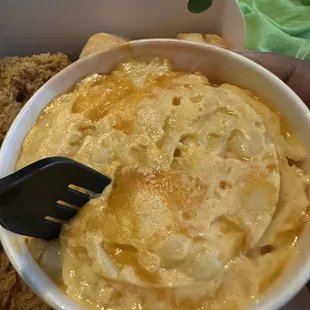 Regular Homestyle Mac &amp; Cheese - oily mess