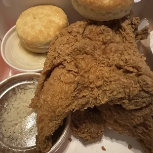 5Pc 2 can dine Regular Red Beans &amp; Rice Regular Mashed Potatoes with Cajun Gravy Biscuits