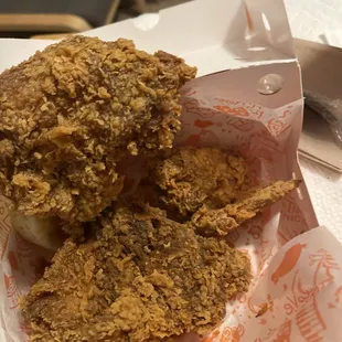 My 'all white meat' meal. 2 thighs and a wing ‍‍