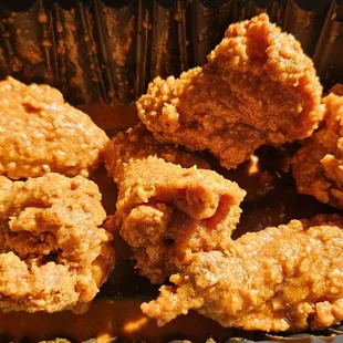 Signature Hot wings were actually spicy. The other flavors aren't spicy. This flavor was like Nashville Hot Chicken. I liked it.