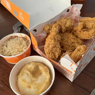 fried chicken wings, chicken wings and fried chicken, fried chicken, food, bbq wings, bbq chicken, poultry, chicken, chicken wings