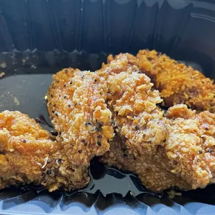 Honey Lemon Pepper Wings Sauce are very tasty