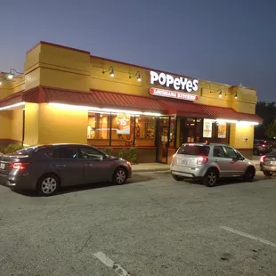 Drive thru wrapped around the building in 20 minutes only three cars moved!  Their online ordering says one can do carryout but nope.