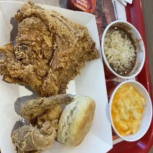 Love that chicken from Popeyes.  Not the Mac though.... Eww