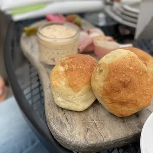 Warm house-made rolls, pimento cheese, ham, pickled vegetables