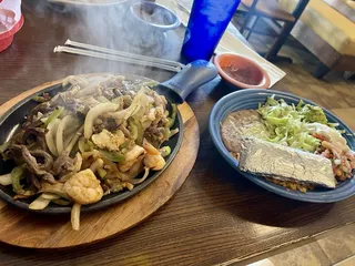 El Sazon Mexican Grill