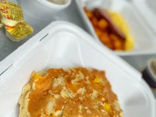 Peach's - Manatee Avenue