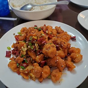 Chengdu spicy boneless chicken