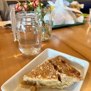 Salted maple pie
