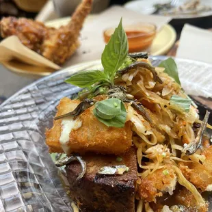 Yucca con chicharrón