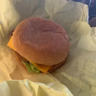 Poppa burger with cheese
