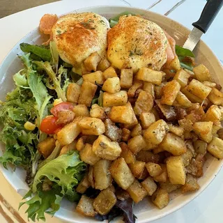 BBQ Pulled Pork Benedict