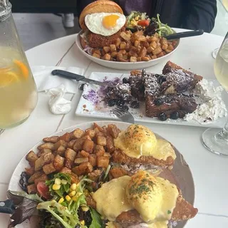 Fish Fillet Benedict