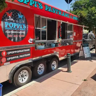 Poppi&apos;s