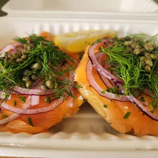 Lox bagel