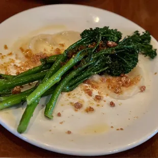 Broccolini, celery root purée, chili oil + garlic brittle - such a great combination!!!