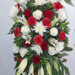 Standing Spray. Color scheme and flowers may vary