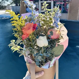 DIY bouquet bar