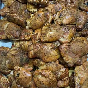 a tray of chicken wings