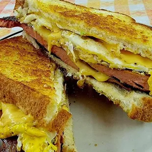 a grilled cheese sandwich on a plate