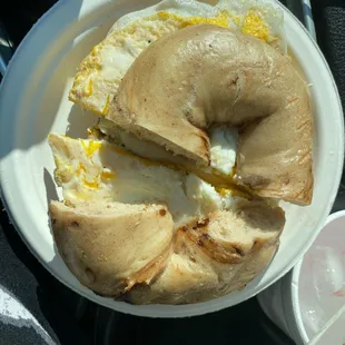Bagel with eggs